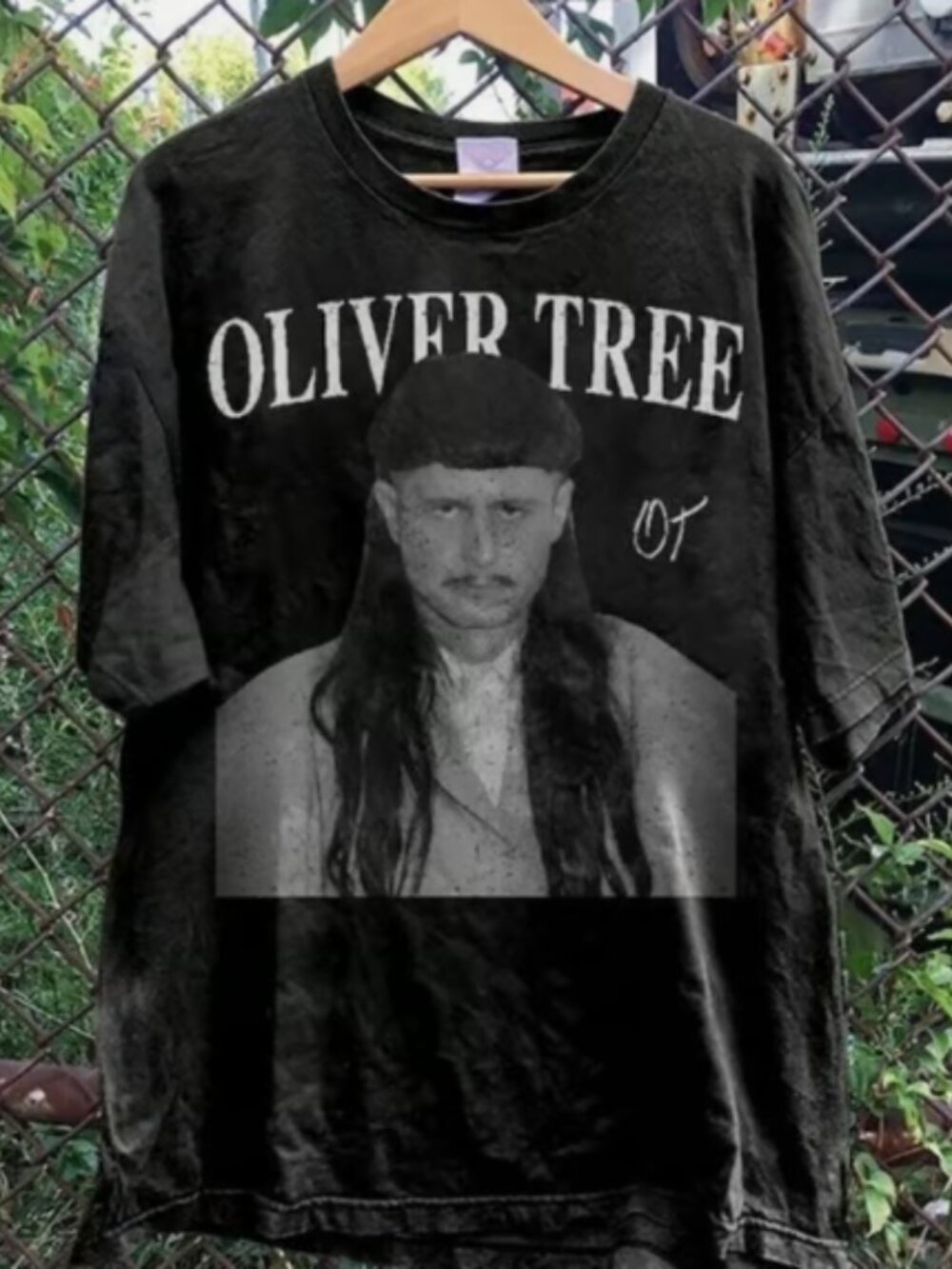 Vintage Oliver Tree Graphic Black T-Shirt Retro Music Artist Tee